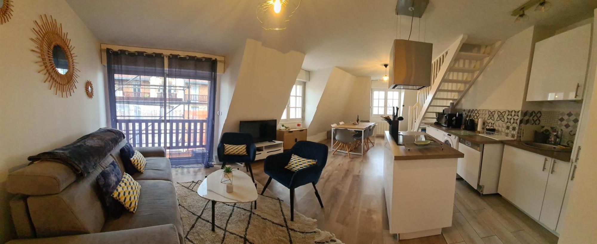 Duplex Au Coeur De Deauville Avec Vue Imprenable Et Parking Prive Exterior foto